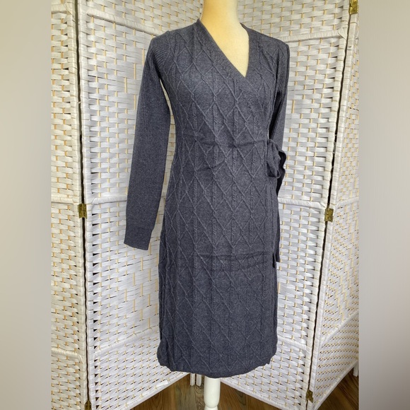 NWT Hem & Thread MIDI Wrap Sweater Dress V Neck Cable knit design True Wrap - Picture 6 of 17